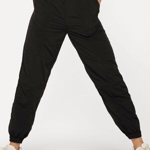 Lorna Jane Off Duty Active Pants